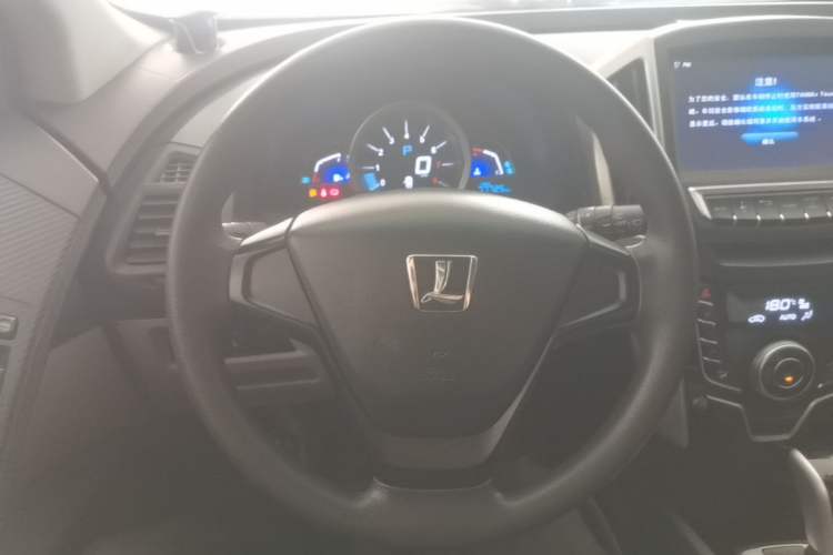 Used Luxgen U6 SUV 2015 1.8T Charm Model Steering Wheel