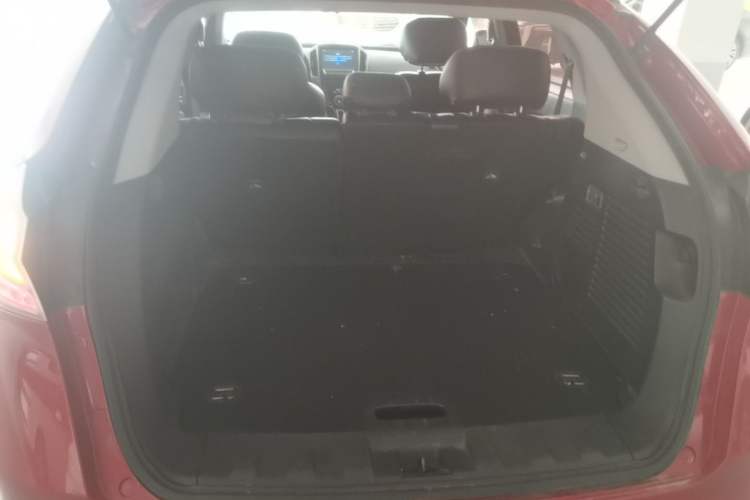Used Luxgen U6 SUV 2015 1.8T Charm Model Trunk