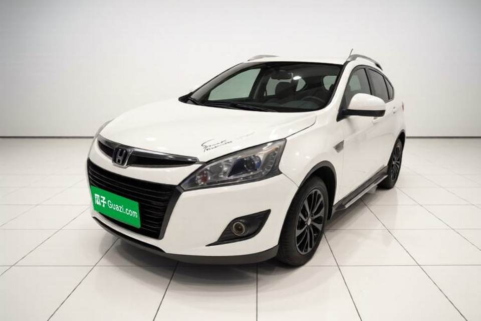 Luxgen U6 SUV 2015