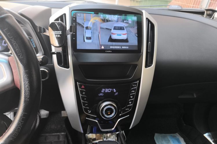Used Luxgen U6 SUV 2015 1.8T New Innovation Upgrade Audio And AC Panel
