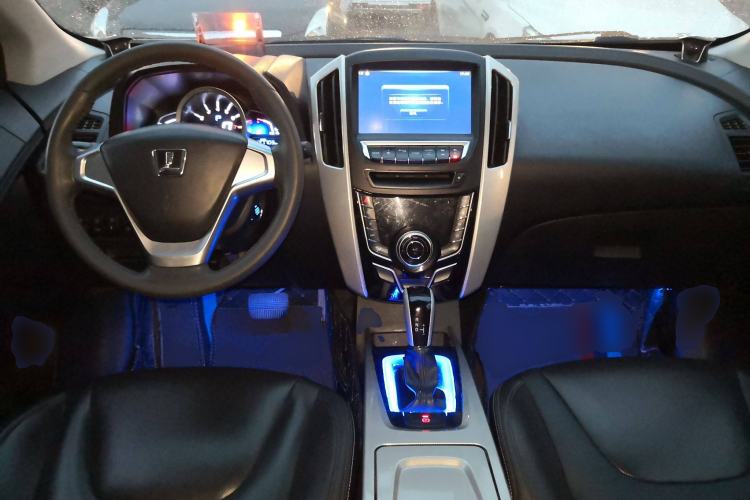 Used Luxgen U6 SUV 2015 1.8T Fashion Edition Center Console