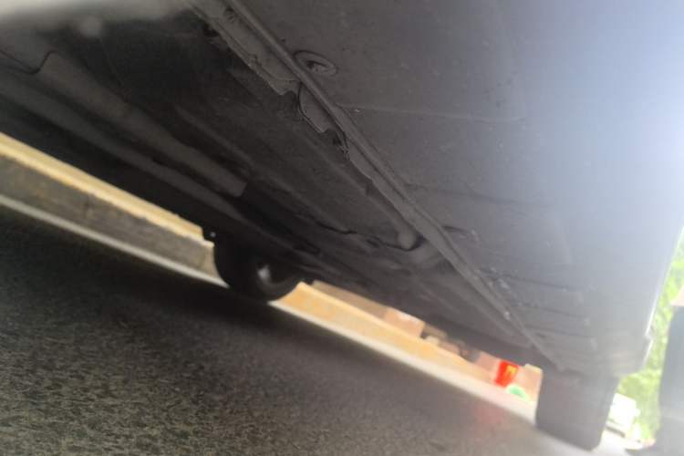 Used Luxgen U6 SUV 2015 1.8T ZhiZun Model Chassis Front Left