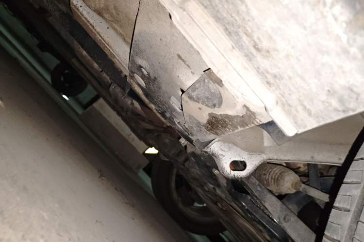 Used Luxgen U6 SUV 2015 1.8T Fashion Edition Chassis Front Right