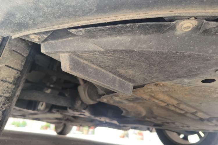 Used Luxgen U6 SUV 2015 1.8T Fashion Edition Chassis Front Right