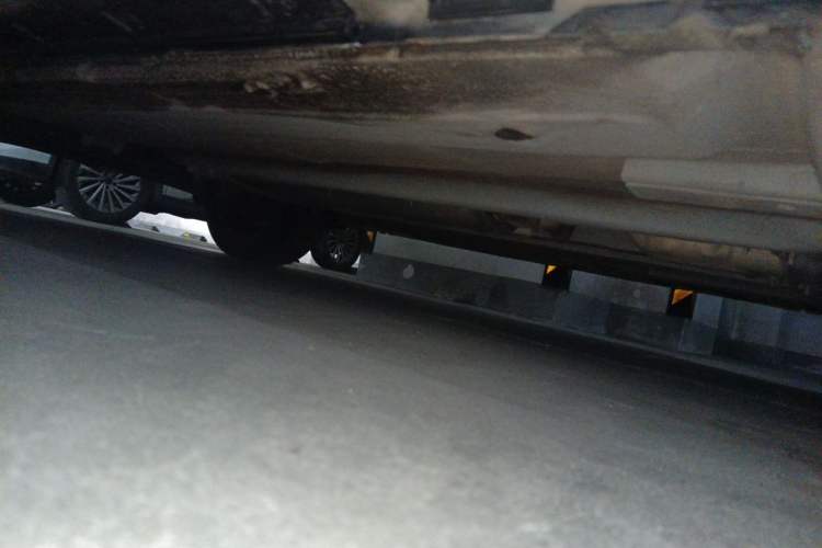 Used Luxgen U6 SUV 2015 1.8T Fashion-Upgraded Model Chassis Front Right