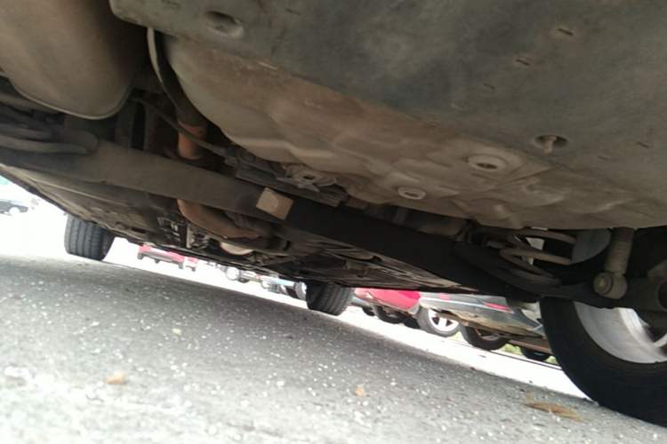 Used Luxgen U6 SUV 2015 1.8T ZhiZun Model Chassis Rear