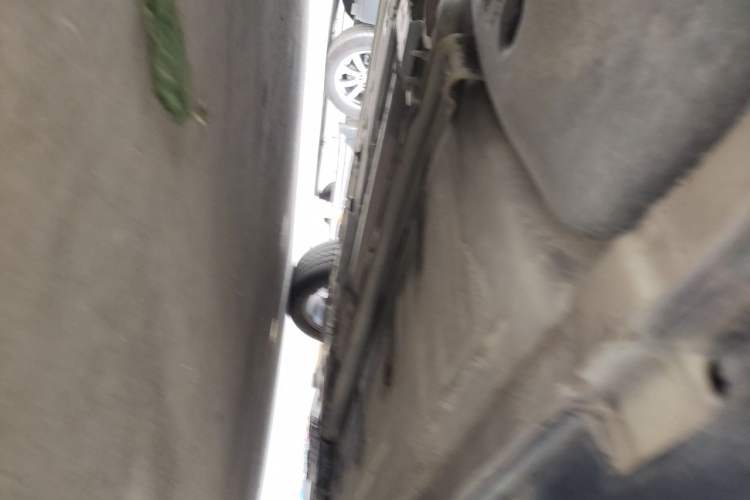 Used Luxgen U6 SUV 2015 1.8T ZhiZun Model Chassis Rear Right