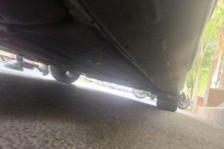 Used Luxgen U6 SUV 2015 1.8T ZhiZun Model Chassis Rear Right