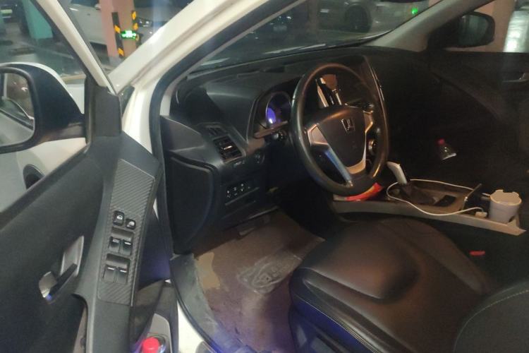 Used Luxgen U6 SUV 2015 1.8T Fashion Edition Driver Seat