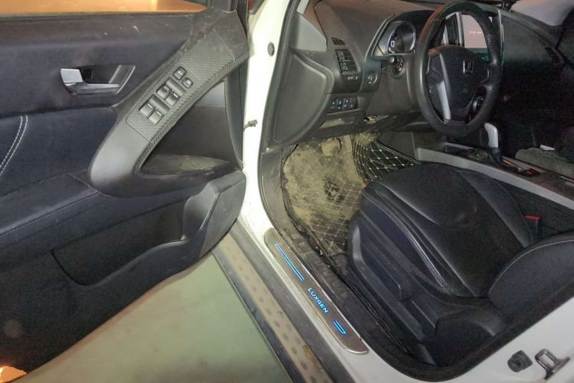 Used Luxgen U6 SUV 2015 1.8T Fashion Edition Driver Seat