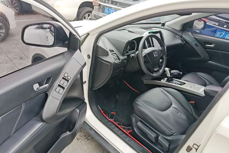 Used Luxgen U6 SUV 2015 1.8T Enhanced Charm Edition Driver Seat