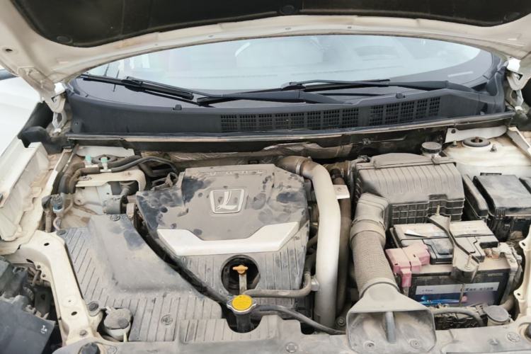 Used Luxgen U6 SUV 2015 1.8T Fashion-Upgraded Model Engine Bay