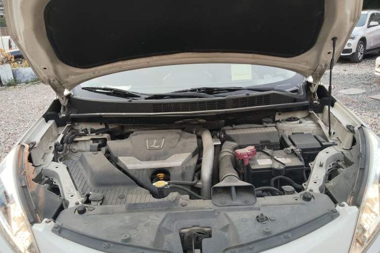 Used Luxgen U6 SUV 2015 1.8T Fashion Edition Engine Bay
