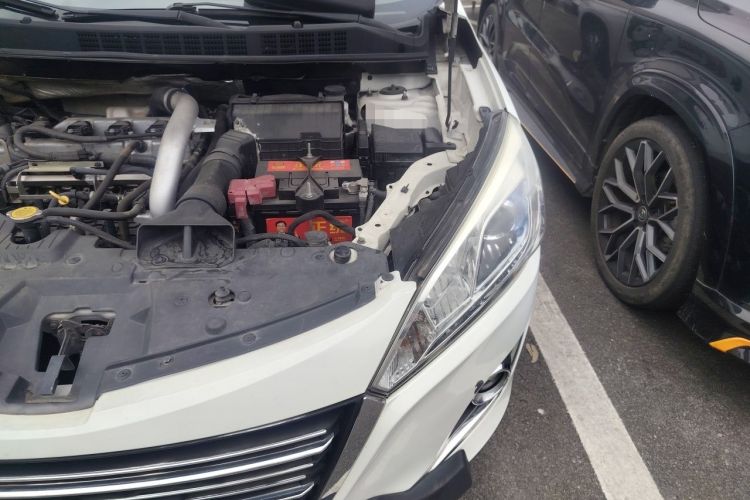 Used Luxgen U6 SUV 2015 1.8T Enhanced Charm Edition Engine Bay Left