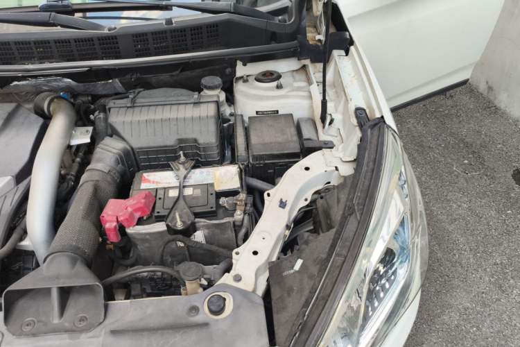 Used Luxgen U6 SUV 2015 1.8T Fashion Edition Engine Bay Left