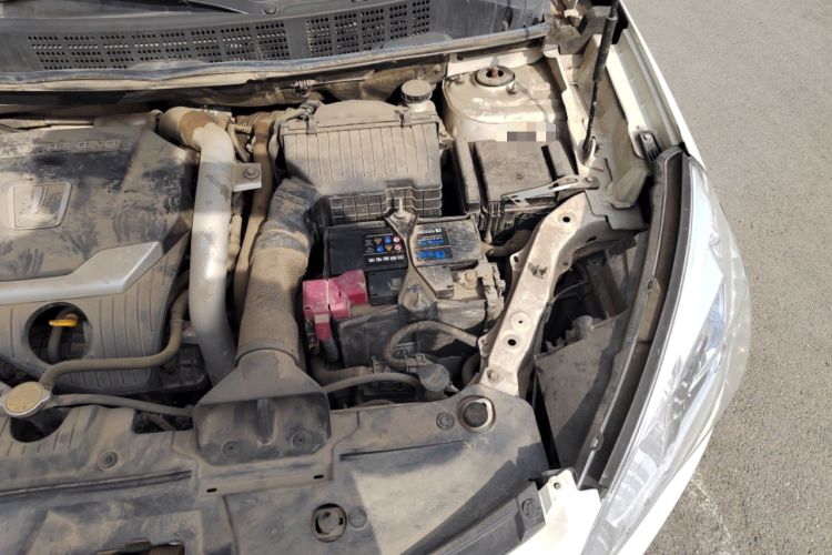Used Luxgen U6 SUV 2015 1.8T Fashion Edition Engine Bay Left