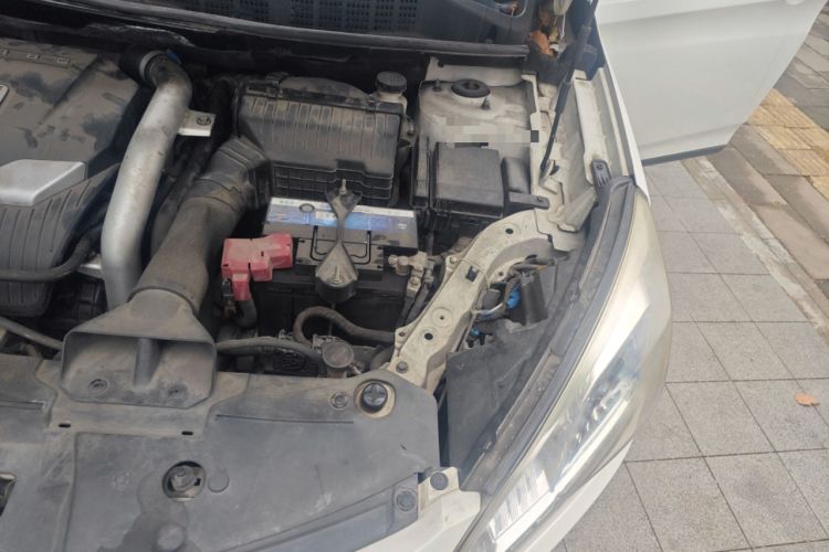 Used Luxgen U6 SUV 2015 1.8T Fashion Edition Engine Bay Left