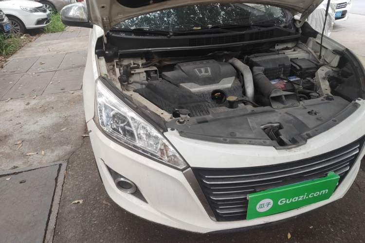Used Luxgen U6 SUV 2015 1.8T Fashion Edition Engine Bay Right