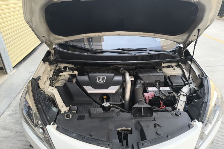 Used Luxgen U6 SUV 2015 1.8T New Innovation Upgrade Engine Bay Right