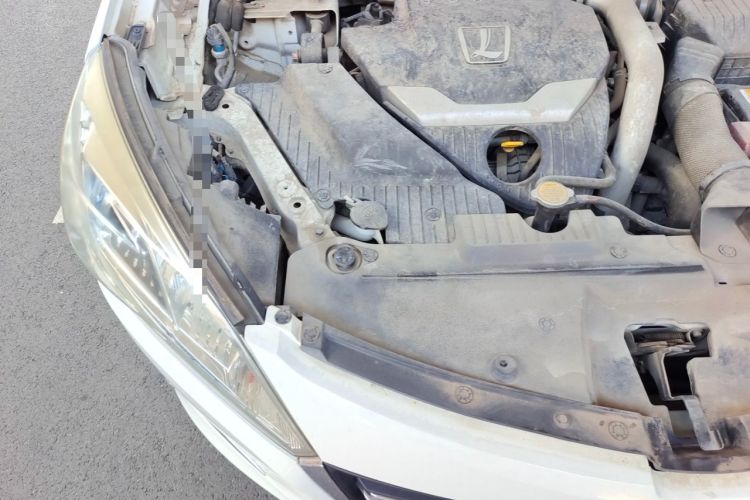 Used Luxgen U6 SUV 2015 1.8T Fashion Edition Engine Bay Right