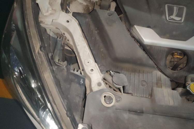 Used Luxgen U6 SUV 2015 1.8T Fashion Edition Engine Bay Right