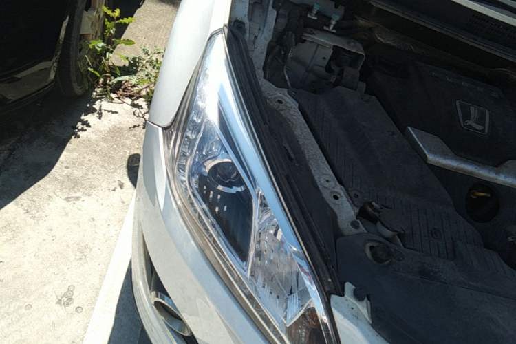 Used Luxgen U6 SUV 2015 1.8T Fashion Edition Engine Bay Right
