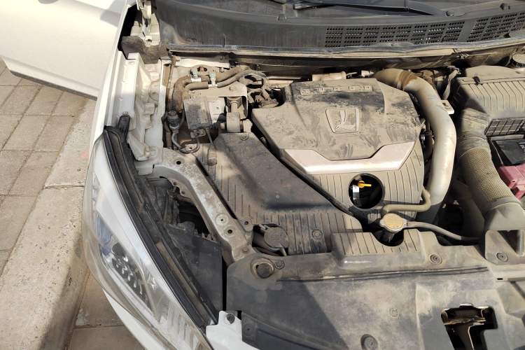 Used Luxgen U6 SUV 2015 1.8T Fashion Edition Engine Bay Right