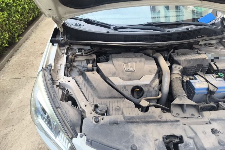 Used Luxgen U6 SUV 2015 1.8T Fashion Edition Engine Bay Right