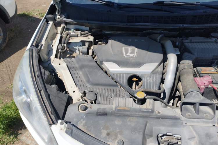 Used Luxgen U6 SUV 2015 1.8T Fashion-Upgraded Model Engine Bay Right