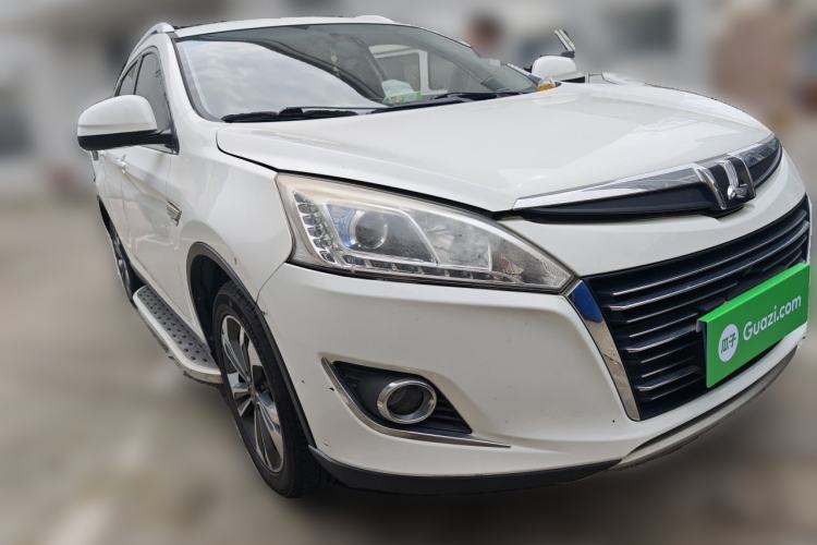 Used Luxgen U6 SUV 2015 1.8T Fashion Edition Front Right 45 Deg