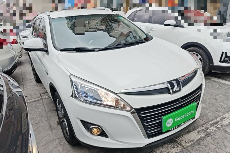 Used Luxgen U6 SUV 2015 1.8T Enhanced Charm Edition Front Right 45 Deg