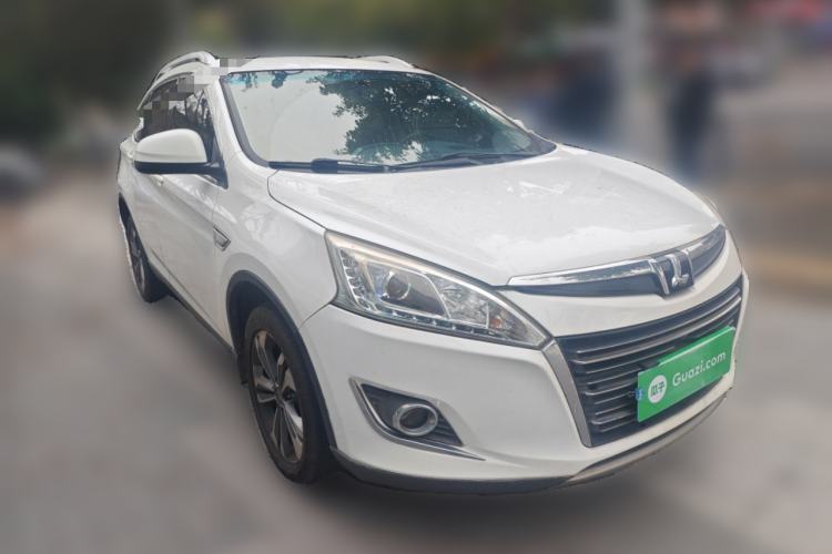 Used Luxgen U6 SUV 2015 1.8T Fashion Edition Front Right 45 Deg