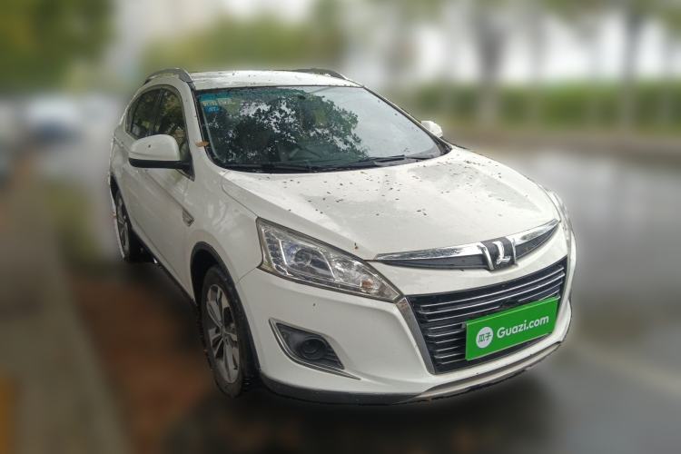 Used Luxgen U6 SUV 2015 1.8T Charm Model Front Right 45 Deg