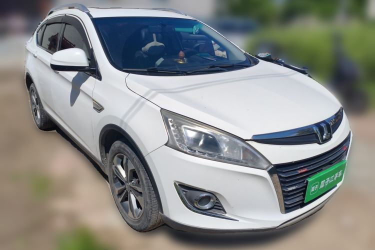 Used Luxgen U6 SUV 2015 1.8T Fashion-Upgraded Model Front Right 45 Deg