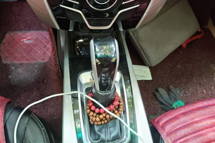 Used Luxgen U6 SUV 2015 1.8T Fashion Edition Gear Lever