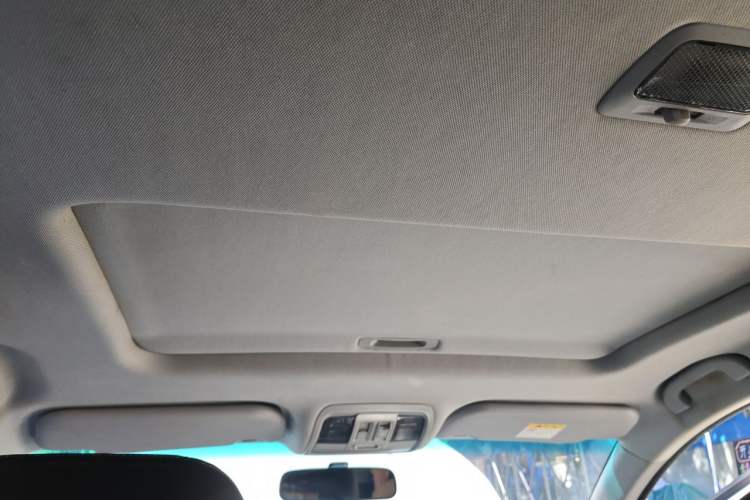 Used Luxgen U6 SUV 2015 1.8T Fashion Edition Headliner
