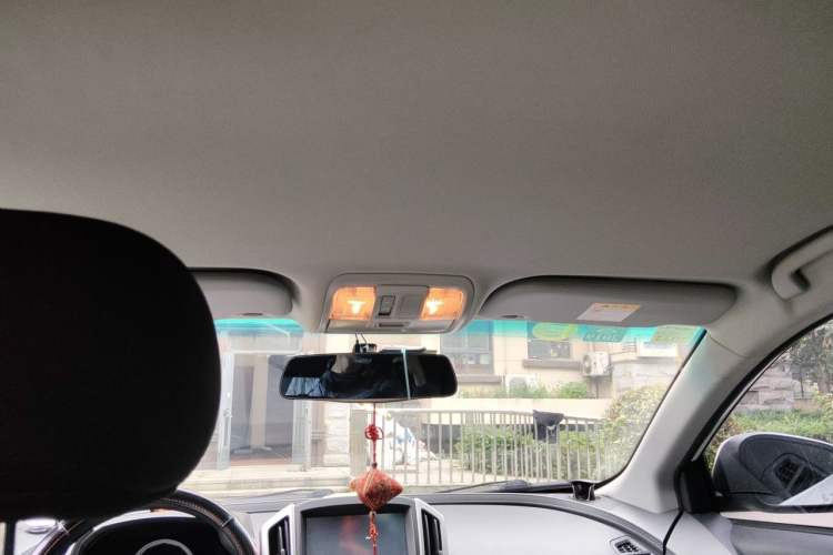 Used Luxgen U6 SUV 2015 1.8T Charm Model Headliner
