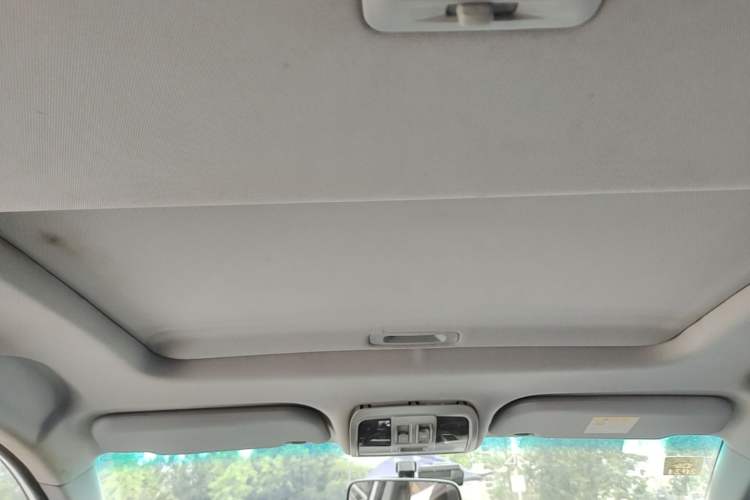 Used Luxgen U6 SUV 2015 1.8T Fashion Edition Headliner