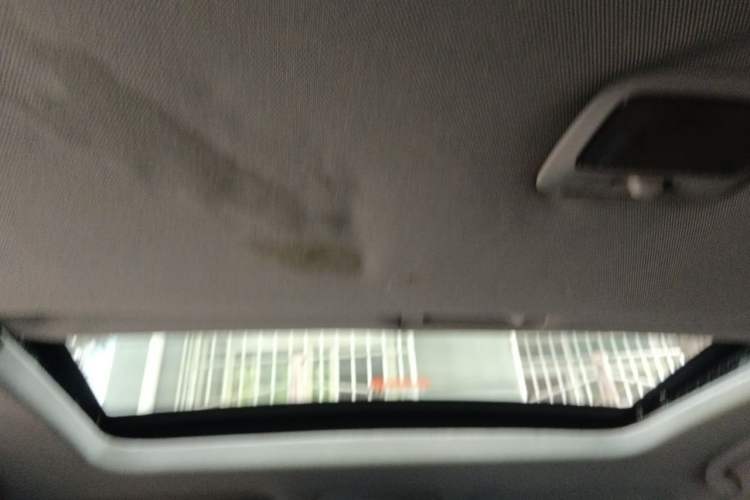 Used Luxgen U6 SUV 2015 1.8T Fashion Edition Headliner