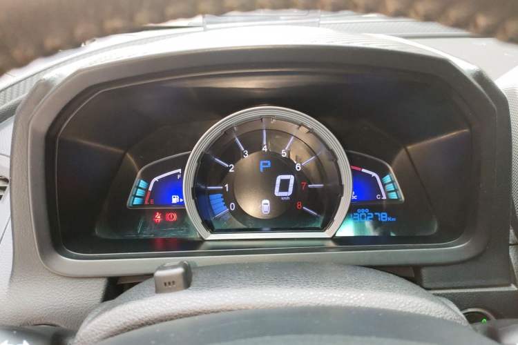 Used Luxgen U6 SUV 2015 1.8T ZhiZun Model Instrument Cluster