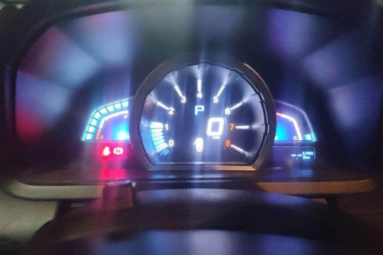 Used Luxgen U6 SUV 2015 1.8T Fashion Edition Instrument Cluster