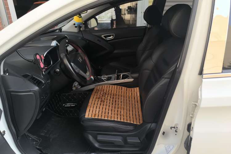 Used Luxgen U6 SUV 2015 1.8T New Innovation Upgrade Left Front Seat