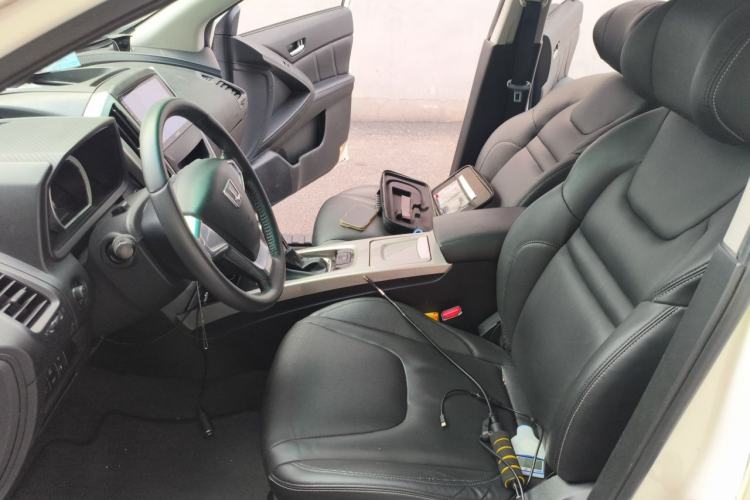 Used Luxgen U6 SUV 2015 1.8T Fashion Edition Left Front Seat
