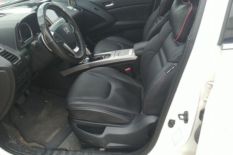 Used Luxgen U6 SUV 2015 1.8T ZhiZun Model Left Front Seat