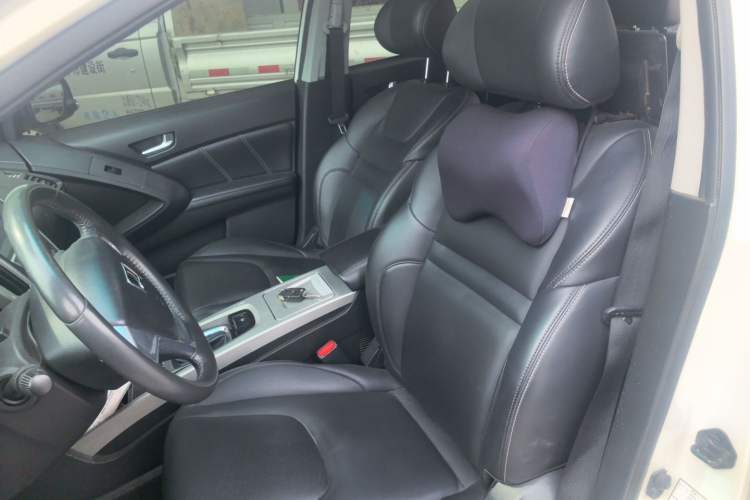 Used Luxgen U6 SUV 2015 1.8T Fashion Edition Left Front Seat