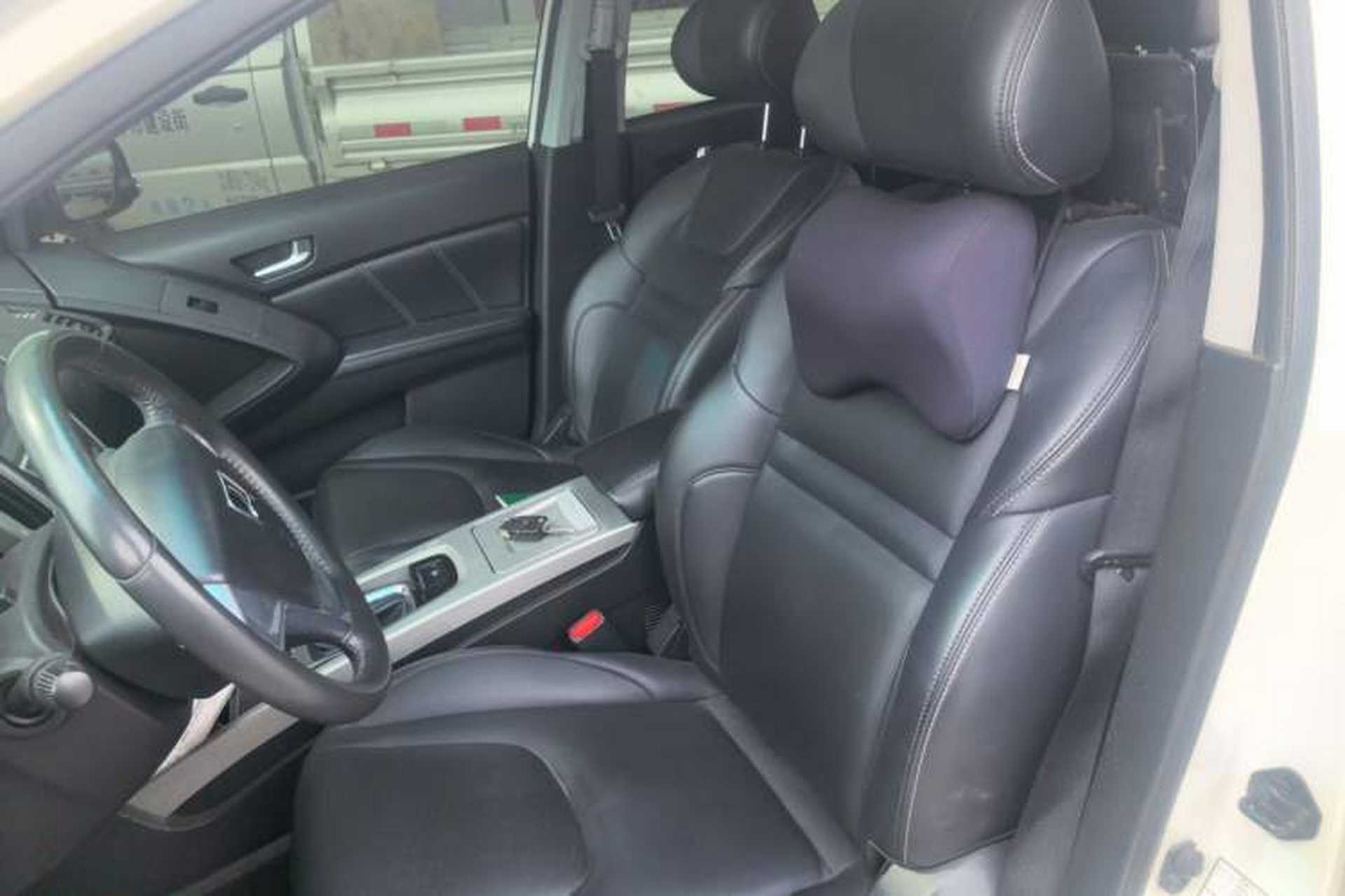 Used Luxgen U6 SUV 2015 1.8T Fashion Edition Left Front Seat