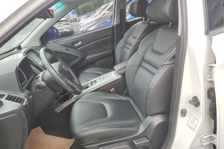 Used Luxgen U6 SUV 2015 1.8T Fashion Edition Left Front Seat