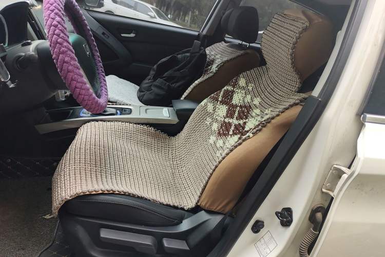 Used Luxgen U6 SUV 2015 1.8T Fashion-Upgraded Model Left Front Seat