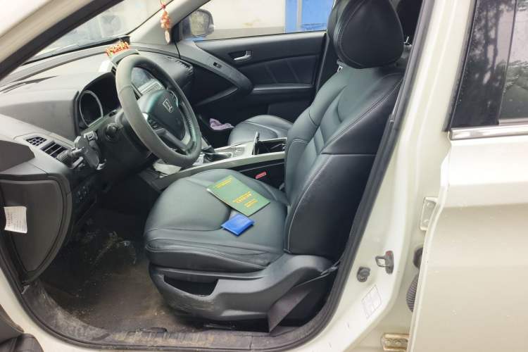 Used Luxgen U6 SUV 2015 1.8T ZhiZun Model Left Front Seat