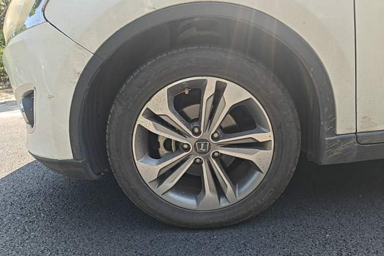 Used Luxgen U6 SUV 2015 1.8T Fashion Edition Left Front Wheel Hub